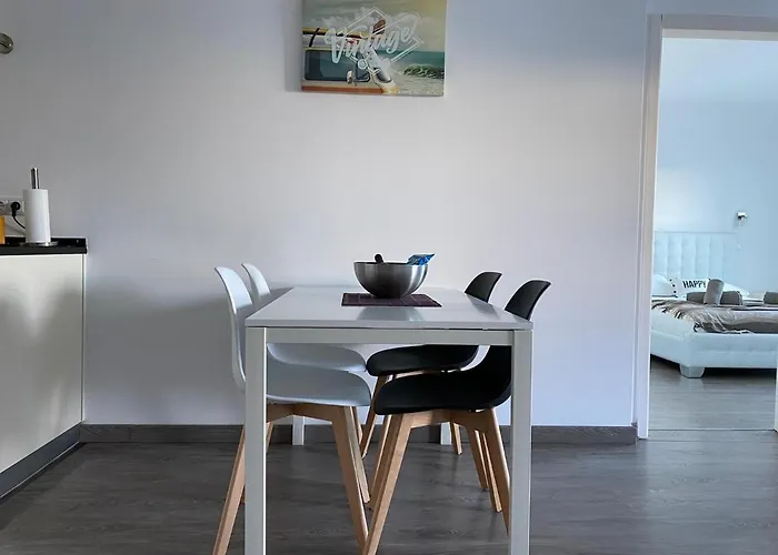 Deluxe In Old Town, 200m Walk To Beach, Pool Parking Albufeira